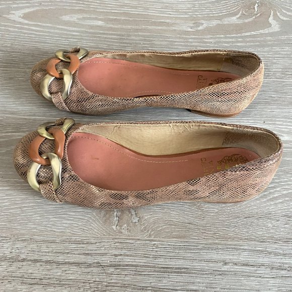 Vince Camuto Leather Flats, Size 6 - Picture 2 of 3